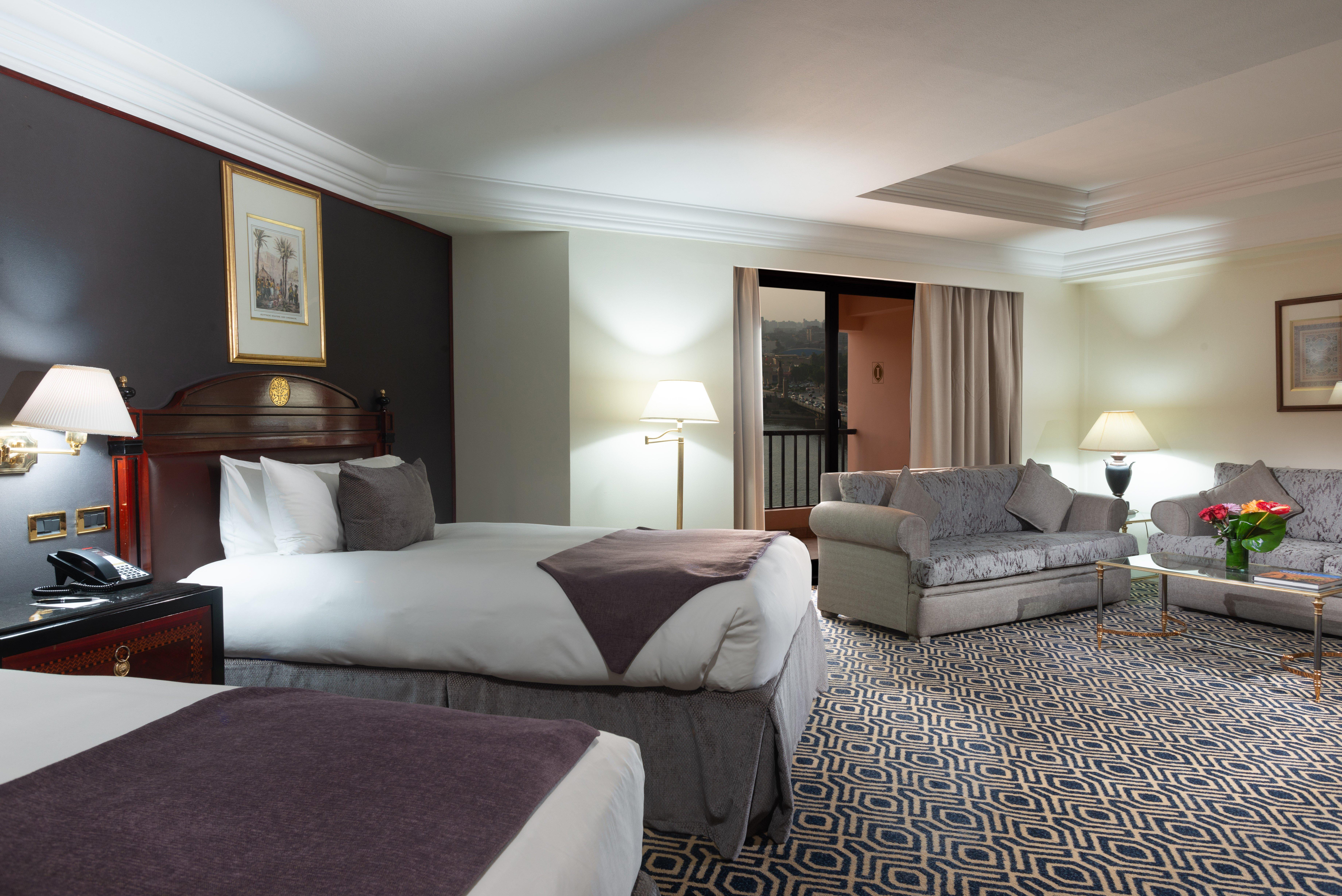 Intercontinental Cairo Semiramis By Ihg Hotel Kültér fotó A suite at the InterContinental Paris Le Grand