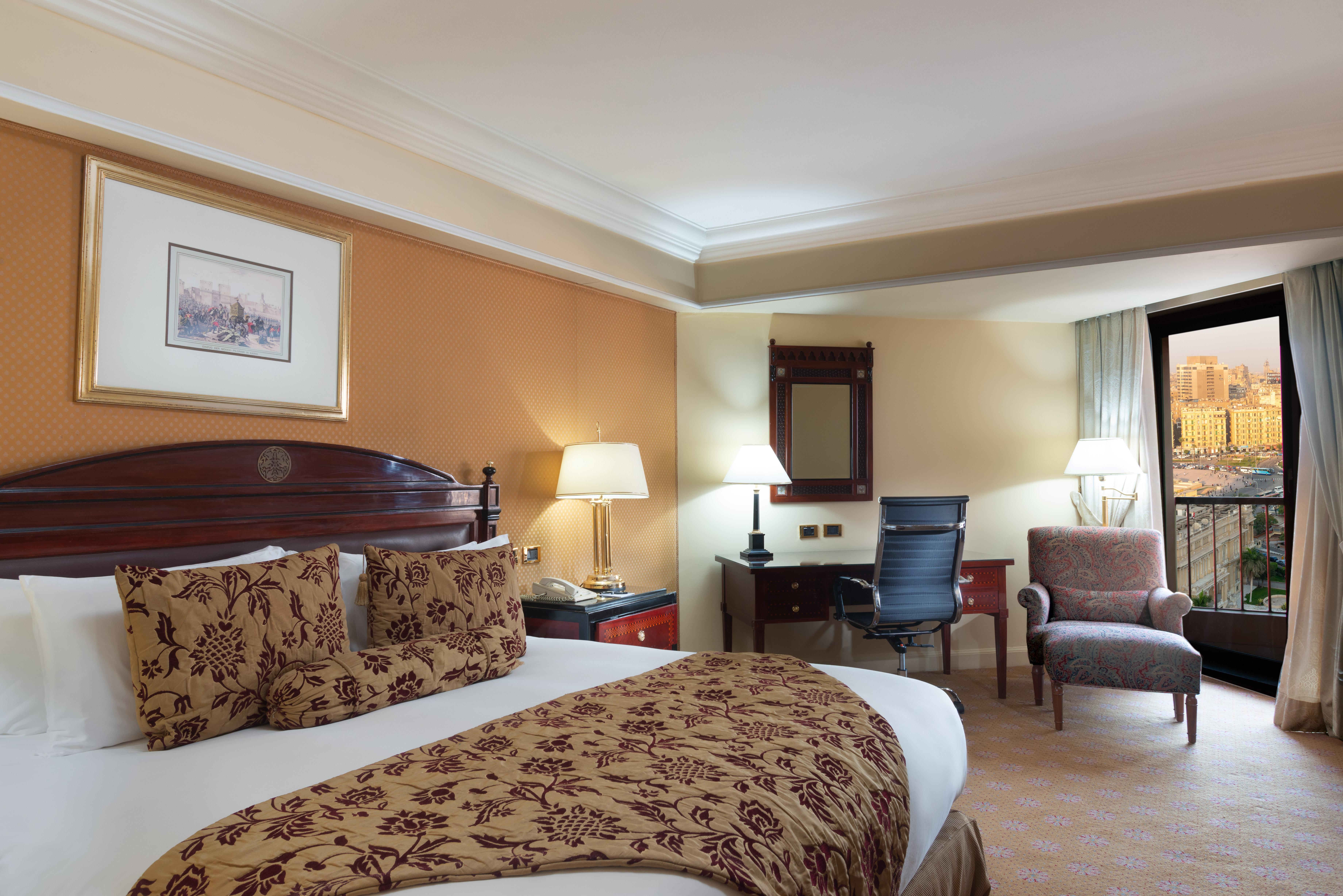 Intercontinental Cairo Semiramis By Ihg Hotel Kültér fotó A room at the Hilton London Heathrow
